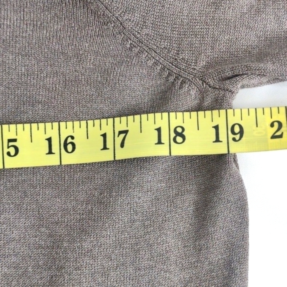 H&M tannish Gray long sleeve turtleneck sweater, size Medium, NWT - Picture 7 of 9